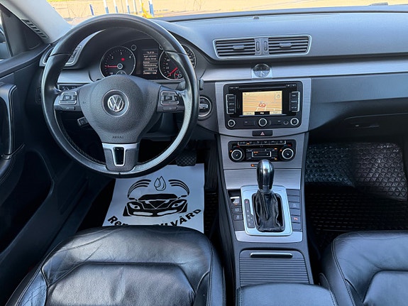 Volkswagen Passat 9 of 10
