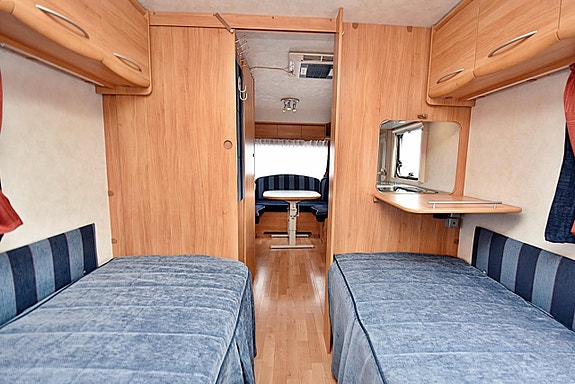 Adria 512 UL Adora, Långbäddar 16 of 26