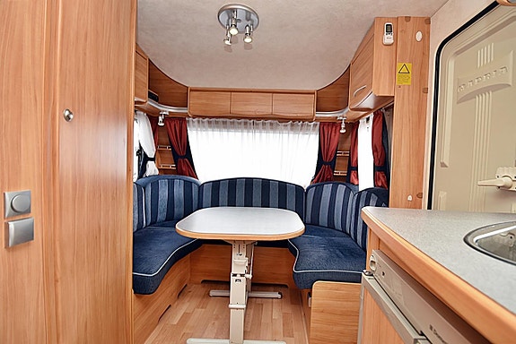Adria 512 UL Adora, Långbäddar 20 of 26
