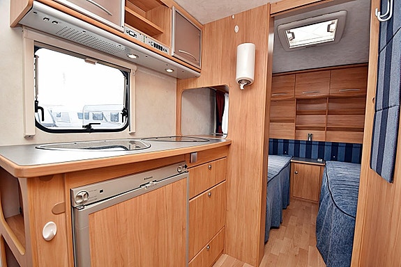 Adria 512 UL Adora, Långbäddar 12 of 26