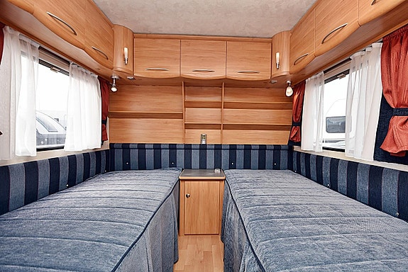 Adria 512 UL Adora, Långbäddar 13 of 26