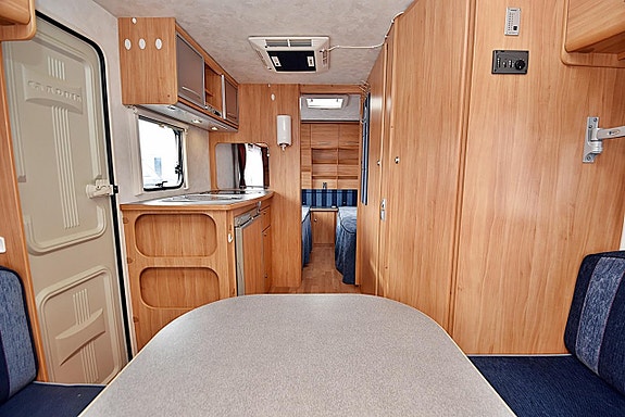 Adria 512 UL Adora, Långbäddar 9 of 26