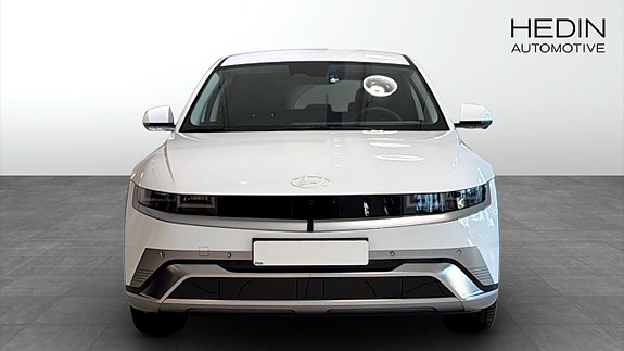 Hyundai Ioniq 5 8 of 12