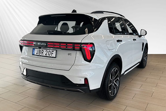 Lynk & Co 01 4 of 25