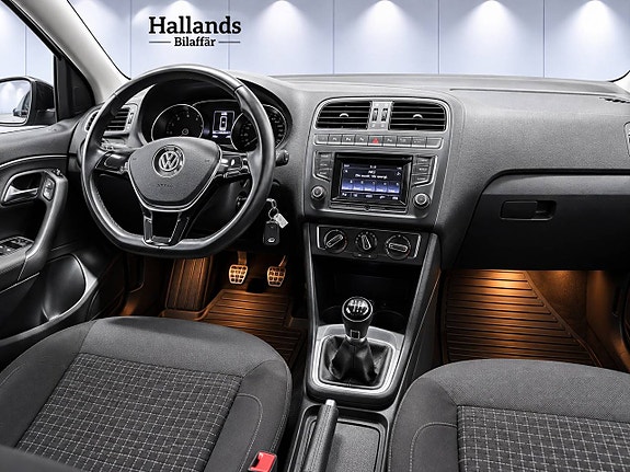 Volkswagen Polo 10 of 11