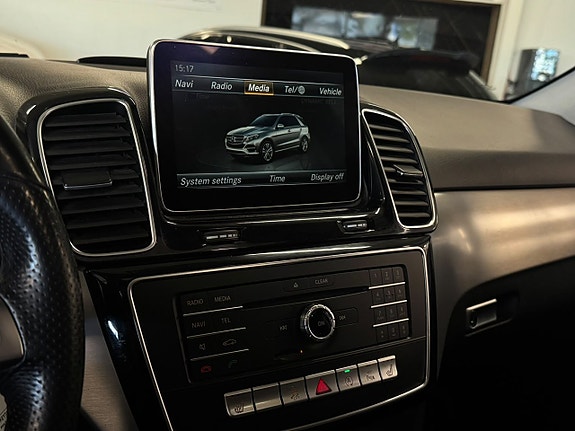 Mercedes-Benz GLE350 d 18 of 20