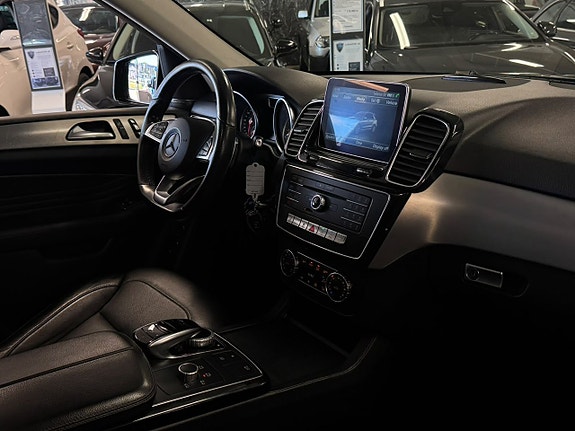 Mercedes-Benz GLE350 d 14 of 20