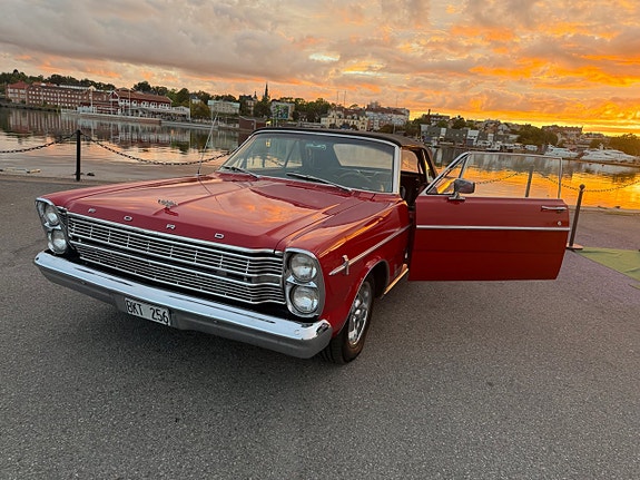 Ford Galaxie
