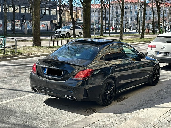 Mercedes-Benz C220 d 10 of 11