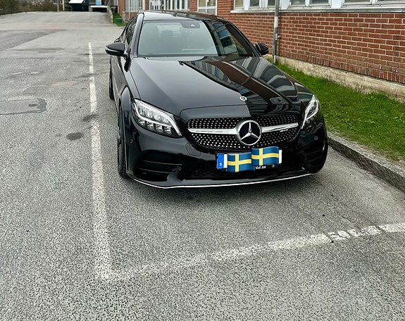Mercedes-Benz C220 d 3 of 11