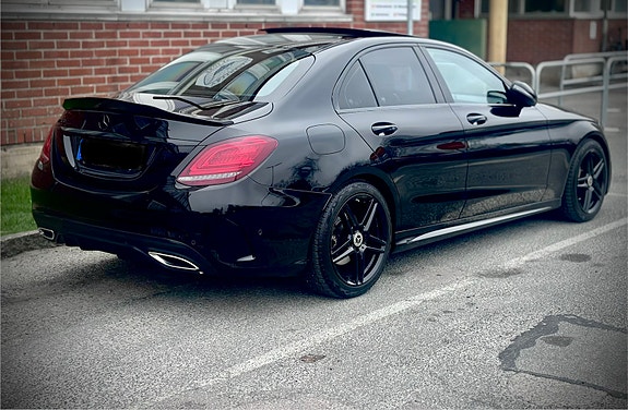 Mercedes-Benz C220 d 4 of 11