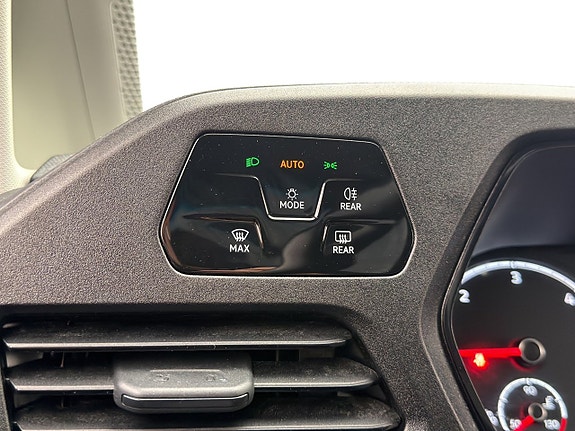 Volkswagen Caddy 12 of 30
