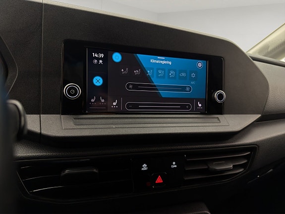 Volkswagen Caddy 21 of 30
