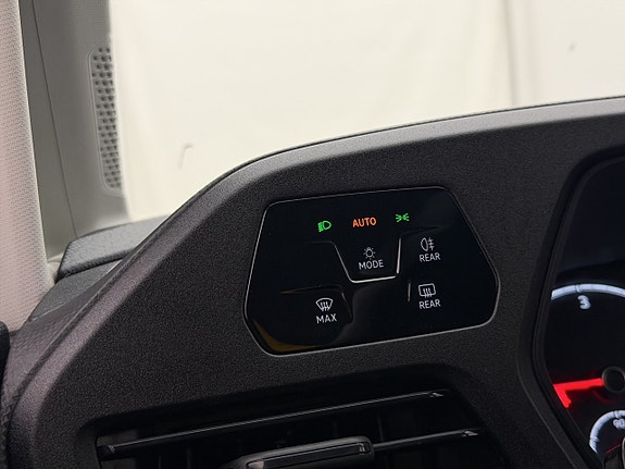 Volkswagen Caddy 12 of 29