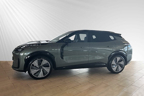 Lynk & Co 08 2 of 10
