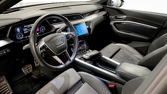 Audi Q8 e-tron 7 of 20