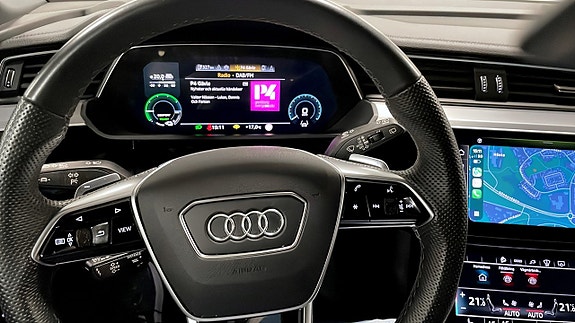 Audi Q8 e-tron 18 of 20