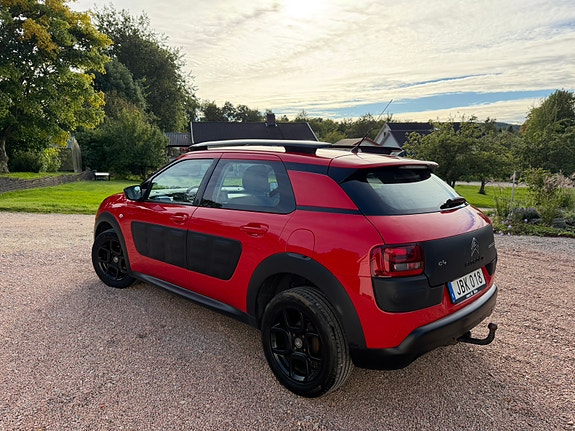 Citroen C4 Cactus 4 of 17