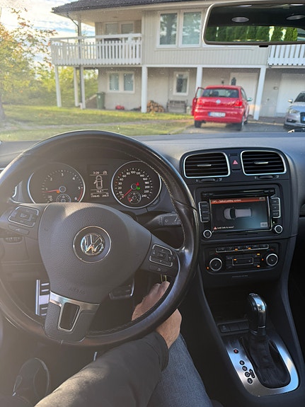 Volkswagen Golf VI 9 of 11