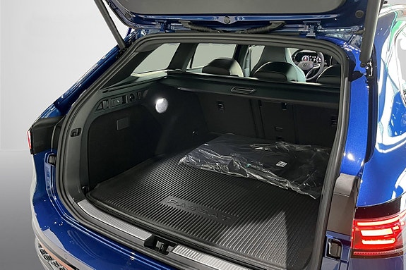Volkswagen Passat 19 of 21