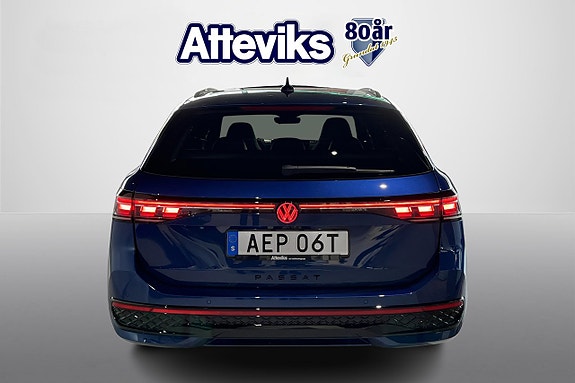 Volkswagen Passat 18 of 21