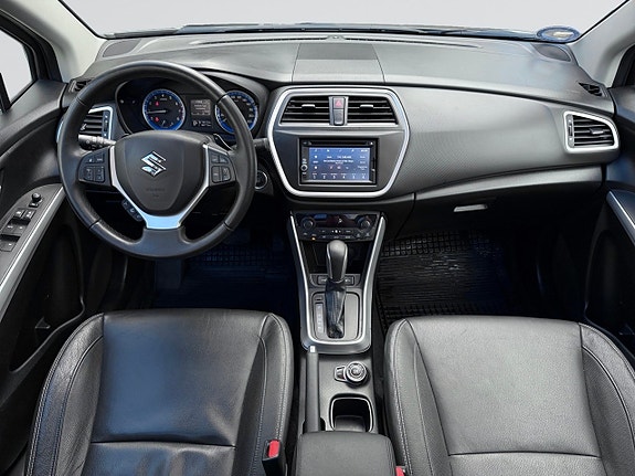 Suzuki S-Cross 10 of 22