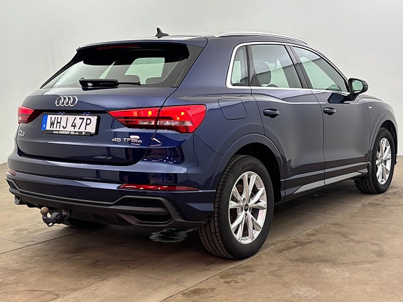 Audi Q3 6 of 25