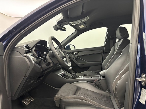 Audi Q3 13 of 25