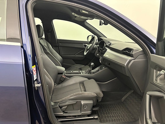 Audi Q3 20 of 25