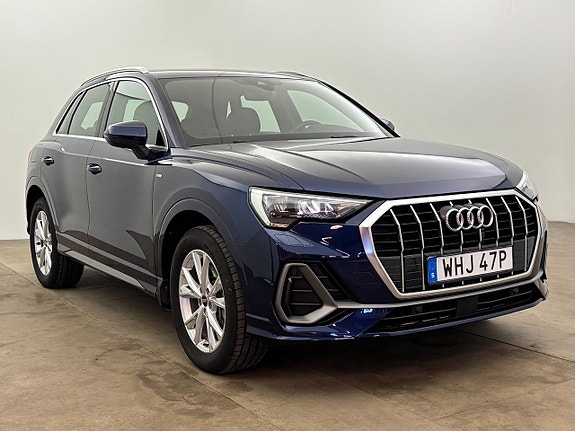 Audi Q3 8 of 25