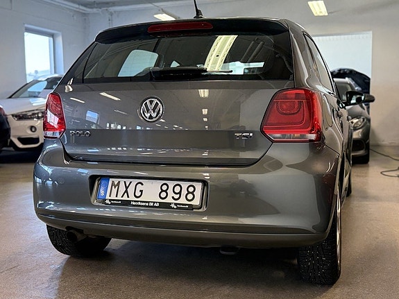 Volkswagen Polo 8 of 14