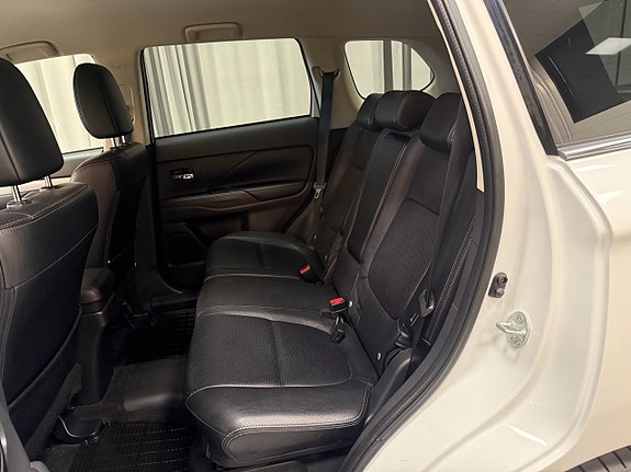 Mitsubishi Outlander 7 of 11