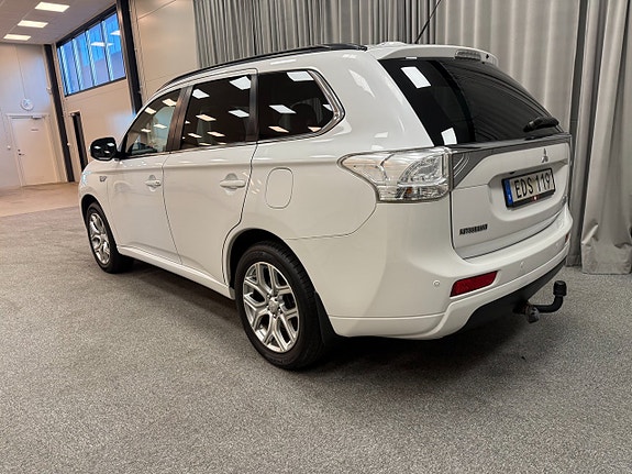 Mitsubishi Outlander 3 of 11