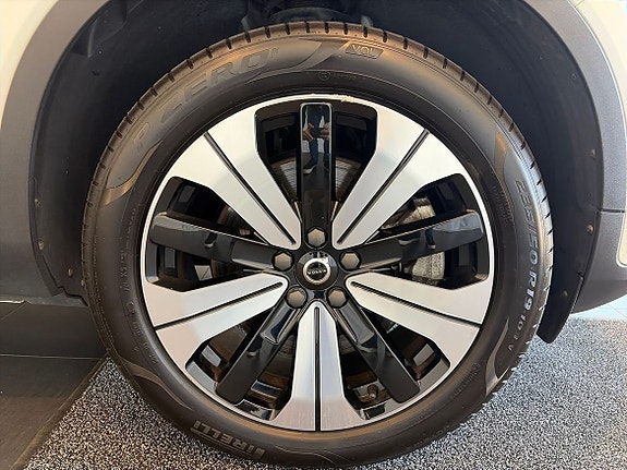 Volvo C40 19 of 23