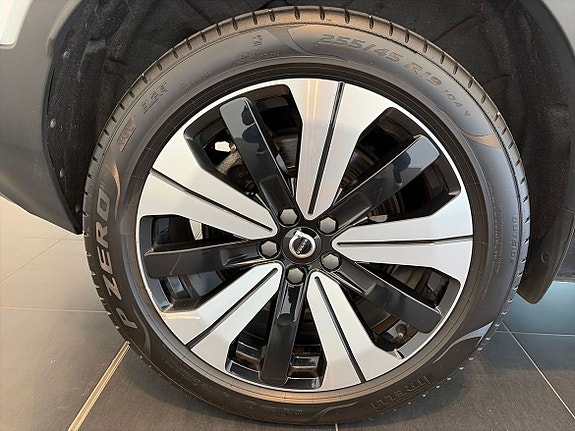 Volvo C40 20 of 23