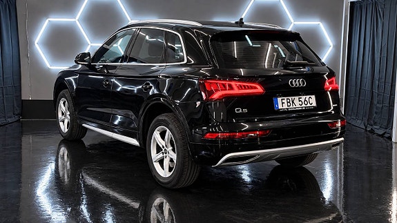 Audi Q5 5 of 23