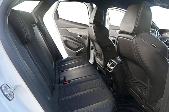 Peugeot 3008 13 of 18