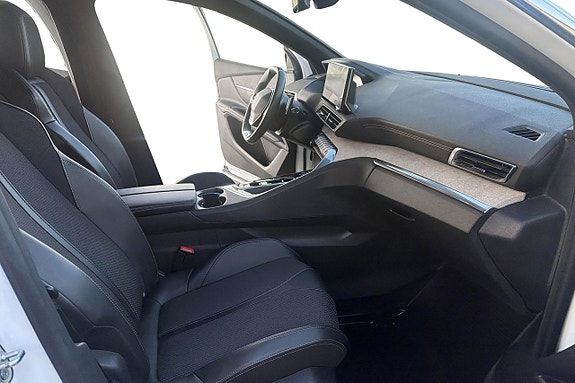 Peugeot 3008 11 of 18