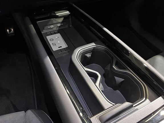 Volkswagen ID.7 10 of 17