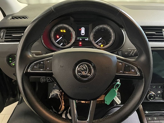 Skoda Octavia 13 of 17
