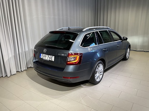 Skoda Octavia 4 of 17