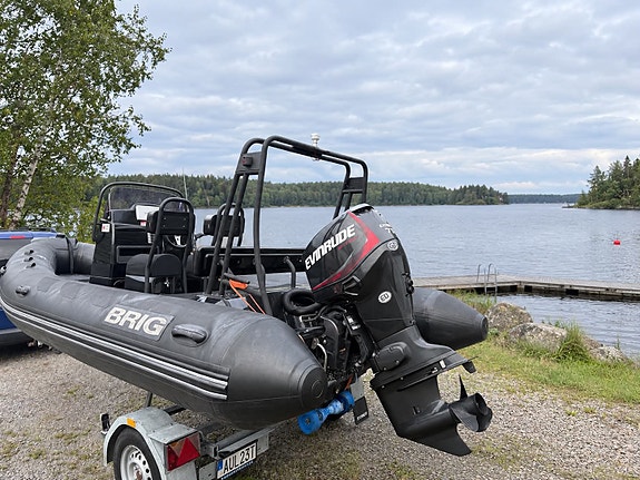 Brig N520 Evinrude E-tech 75 hk 2 of 3