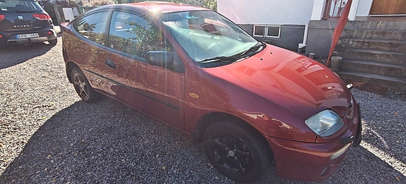 Mazda 323C 2 of 9