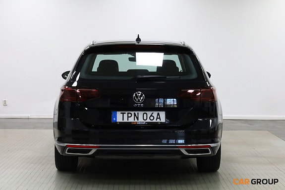 Volkswagen Passat 5 of 27