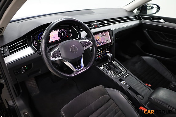 Volkswagen Passat 11 of 27