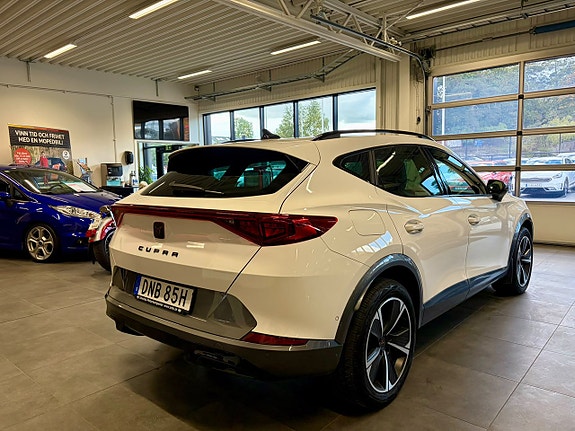 Cupra Formentor e-HYBRID 7 of 27
