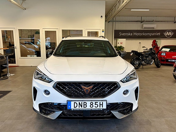 Cupra Formentor e-HYBRID 2 of 27