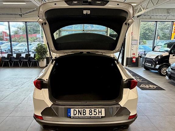 Cupra Formentor e-HYBRID 11 of 27
