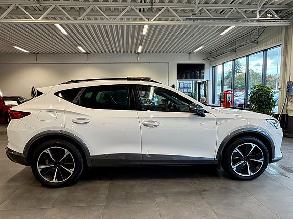 Cupra Formentor e-HYBRID 8 of 27