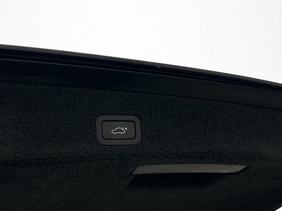 Volvo XC70 30 of 30